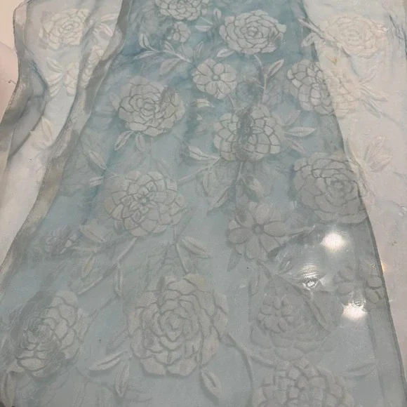 Vintage Blue floral sheer‎ scarf - Picture 5 of 5